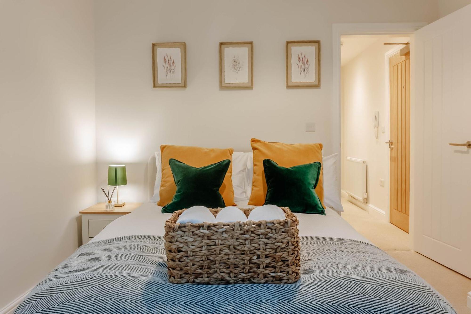 Mayfield - Central Harrogate Apartment - Ground Floor Экстерьер фото